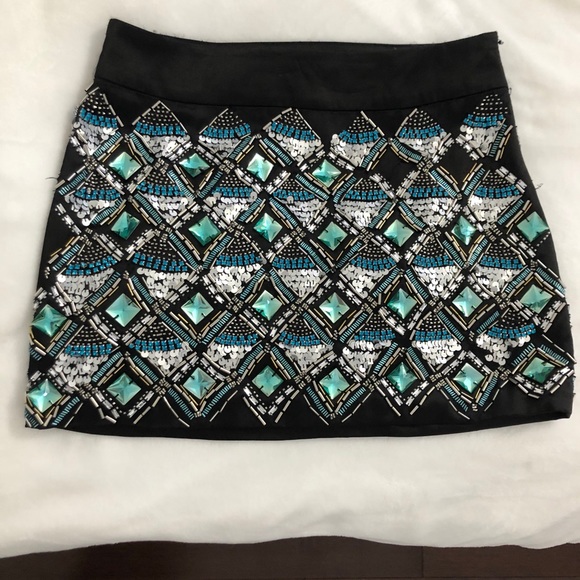 Skirt - Picture 2 of 2